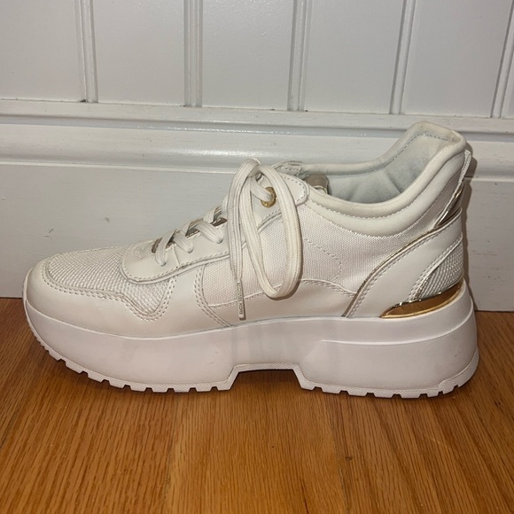 Michael Kors Women’s Muse Trainers - Picture 6 of 10